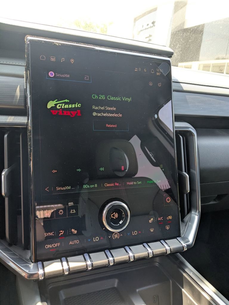 New 2026 GMC Acadia AT4 w/ LPO, Floor Liner Package image 15