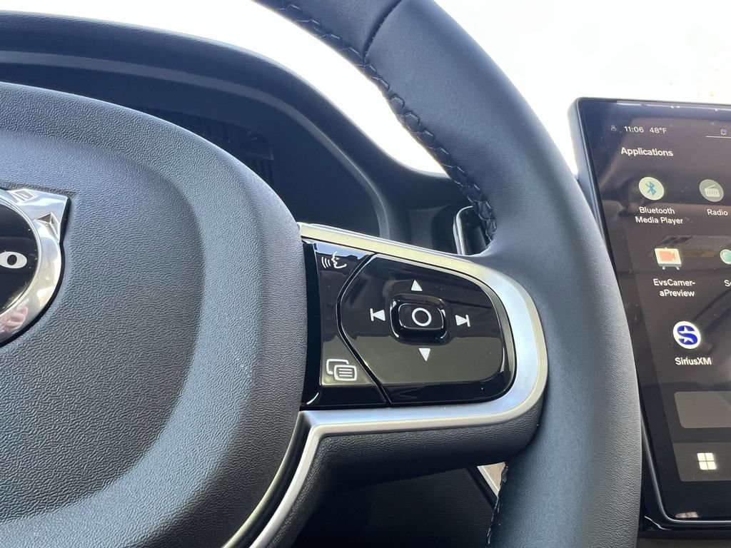 New 2026 Volvo XC60 B5 Plus w/ Protection Package Premier AWD/4WD image 14