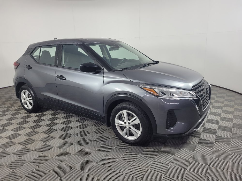 Used 2021 Nissan Kicks S FWD image 11