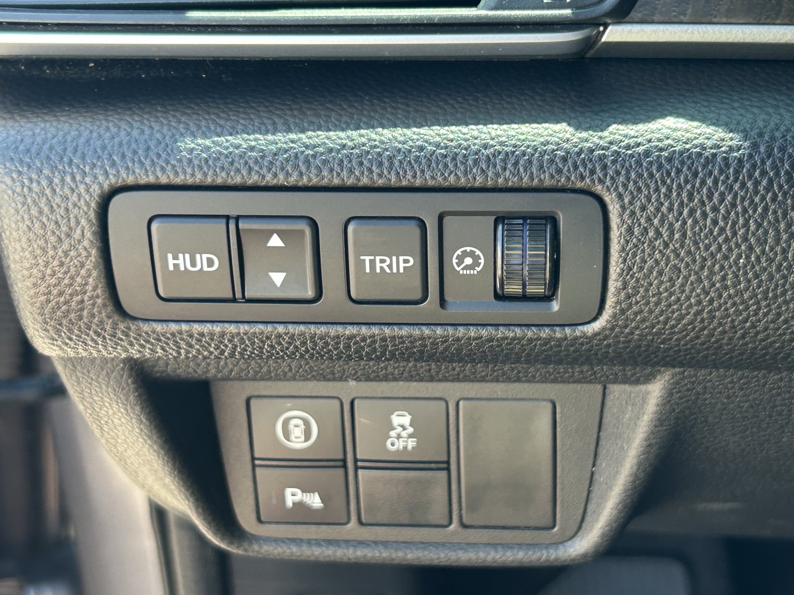 Used 2018 Honda Accord Touring image 18