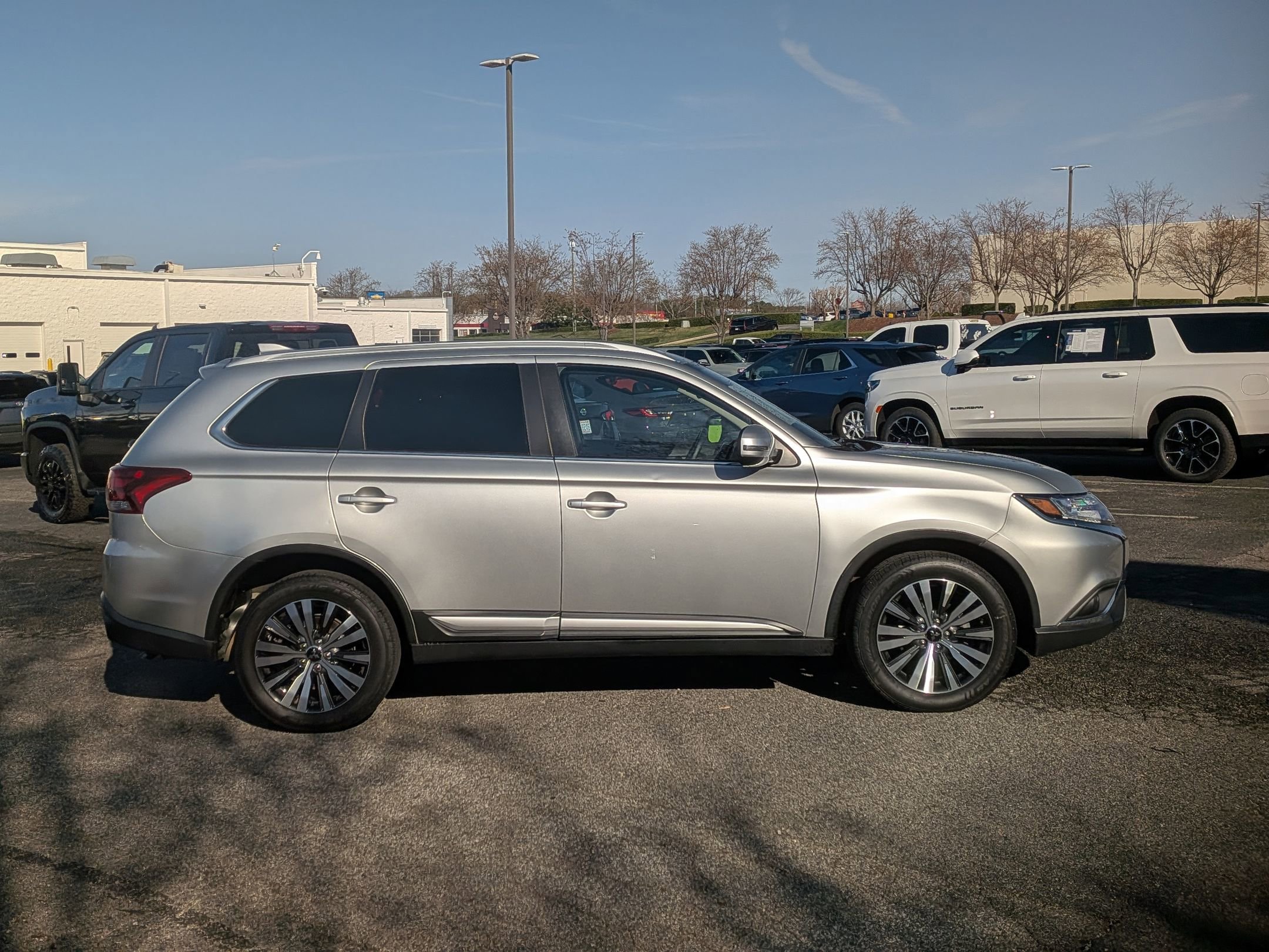 Used 2020 Mitsubishi Outlander SEL image 10