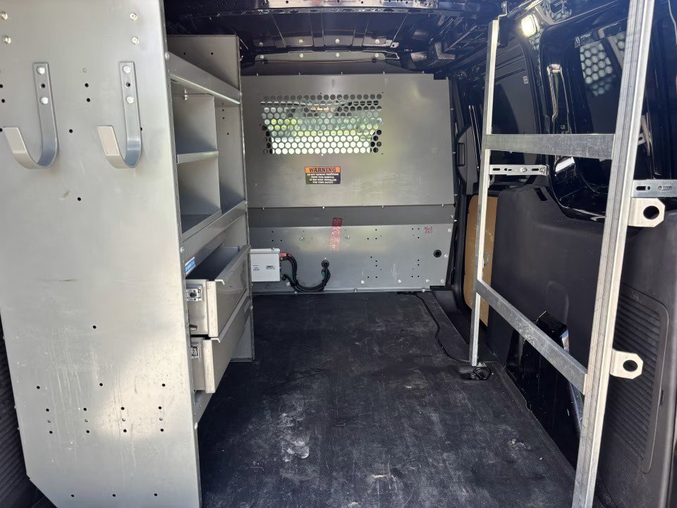 Used 2018 Ford Transit Connect XL FWD image 32
