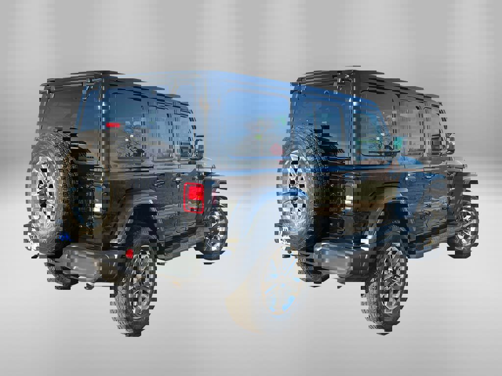 Used 2021 Jeep Wrangler Unlimited Sahara w/ Uconnect 4C Nav & Sound Group image 3