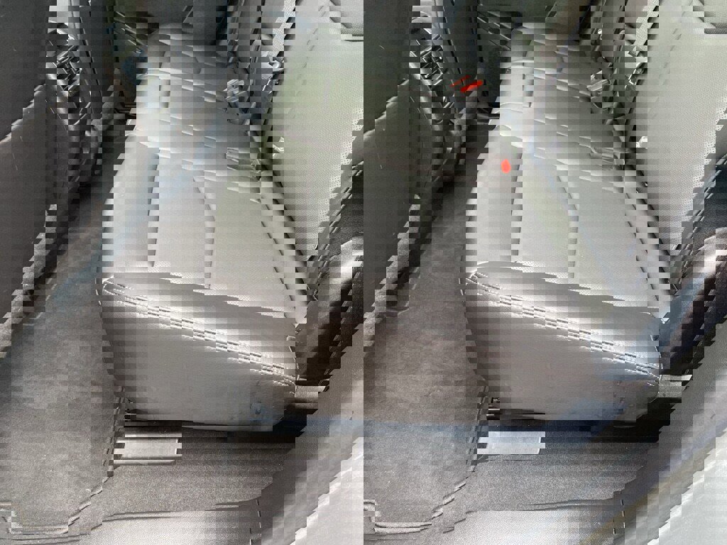 Used 2025 Cadillac XT5 Premium Luxury image 20