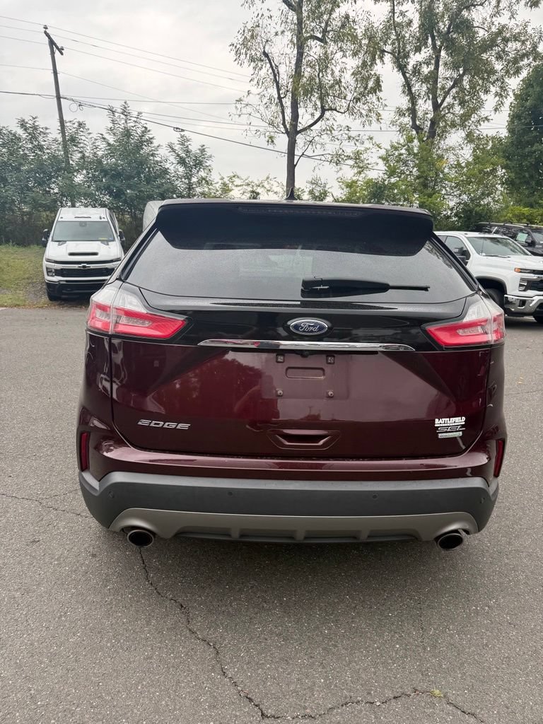 Used 2020 Ford Edge SEL w/ Convenience Package FWD image 4