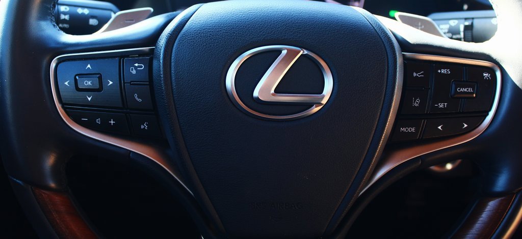 Used 2024 Lexus ES 350 Ultra Luxury image 13