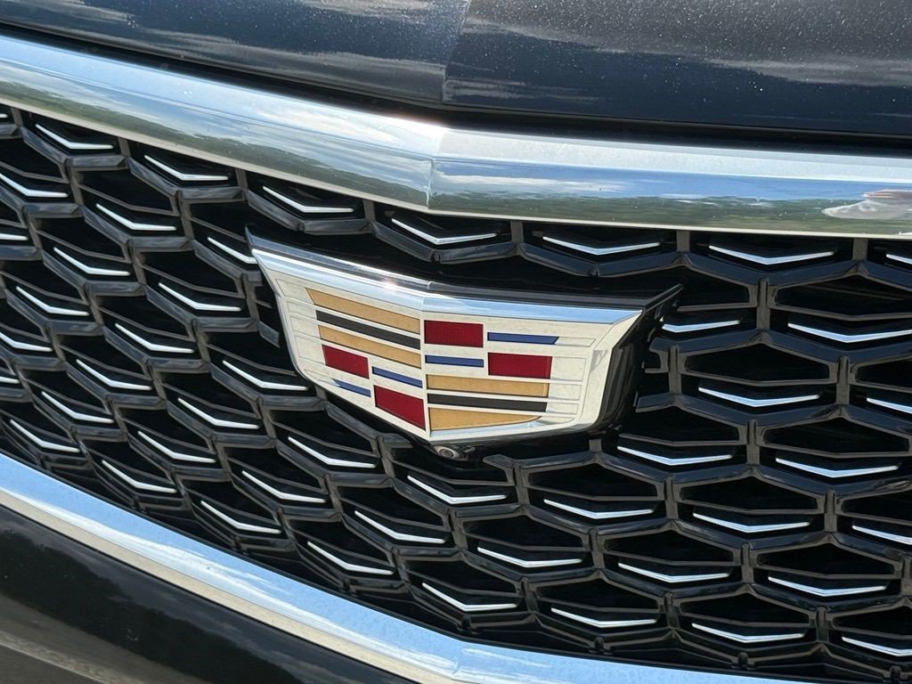Certified 2025 Cadillac XT4 Premium Luxury FWD image 10