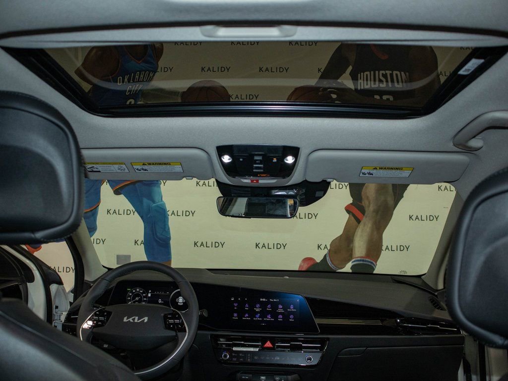 New 2023 Kia Niro Wave FWD image 14
