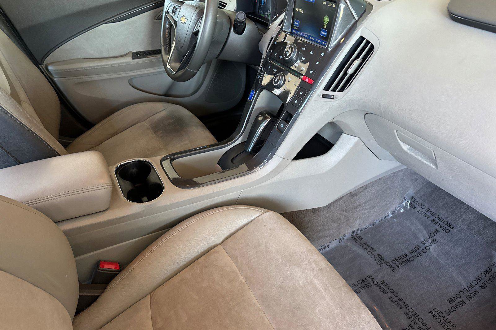 Used 2013 Chevrolet Volt Premium w/ Premium Trim Package image 15