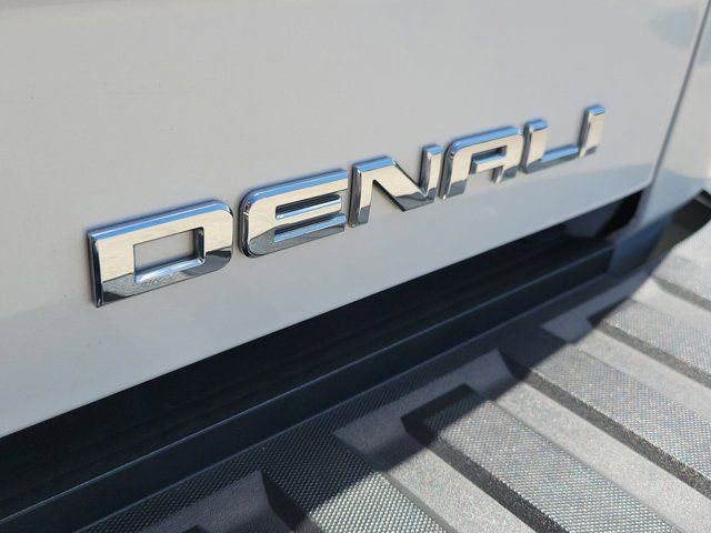 Used 2018 GMC Sierra 1500 Denali w/ Denali Ultimate Package image 13