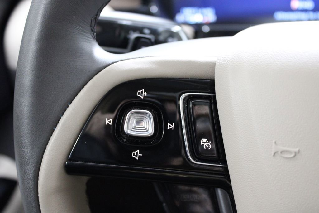 Used 2024 Lincoln Corsair Reserve w/ Equipment Group 201A image 18