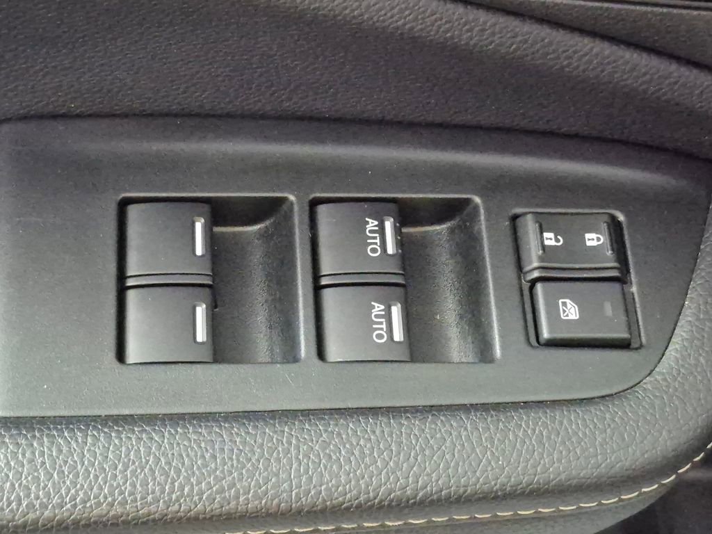 Used 2023 Honda Ridgeline Sport image 14