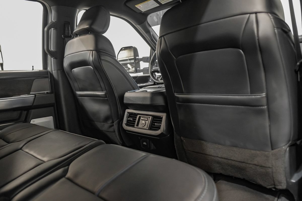 Used 2025 Ford F350 Platinum AWD/4WD image 38