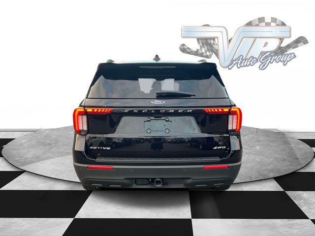 Used 2026 Ford Explorer Active AWD/4WD image 7