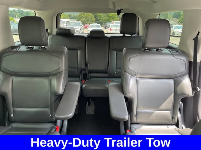 Used 2025 Ford Expedition Active AWD/4WD image 29