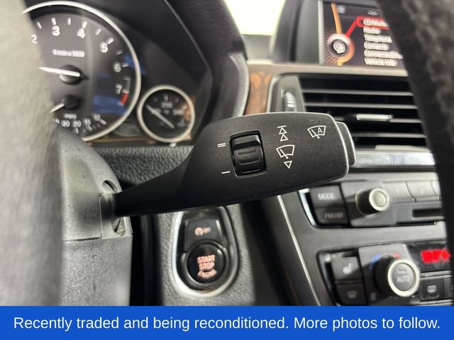 Used 2013 BMW 320i xDrive Sedan AWD/4WD image 28