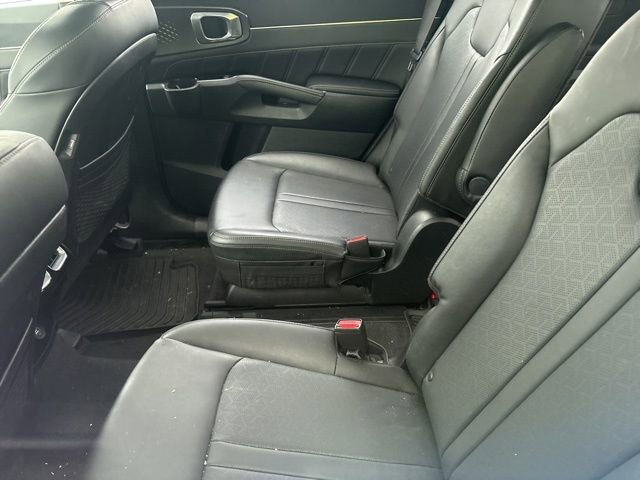 Used 2022 Kia Sorento SX FWD image 9