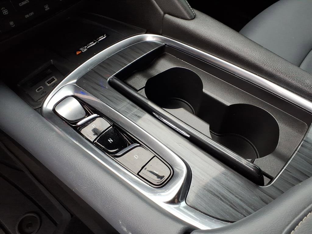 Certified 2022 Buick Enclave Premium w/ Experience Buick Package image 18