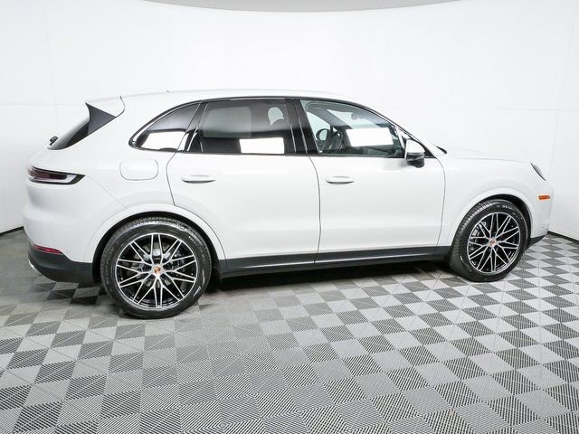 New 2026 Porsche Cayenne image 26