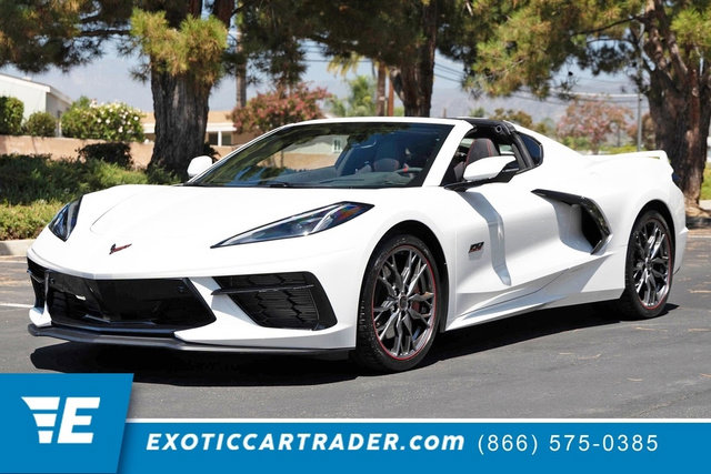 Used 2023 Chevrolet Corvette Stingray Premium Cpe w/ Z51 Performance Package image 1
