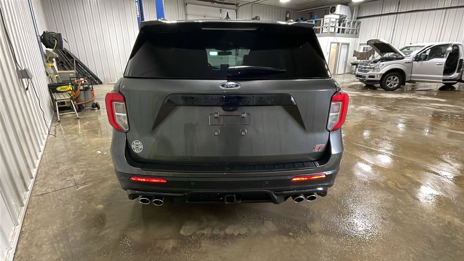 Used 2020 Ford Explorer ST w/ Premium Technology Package image 6