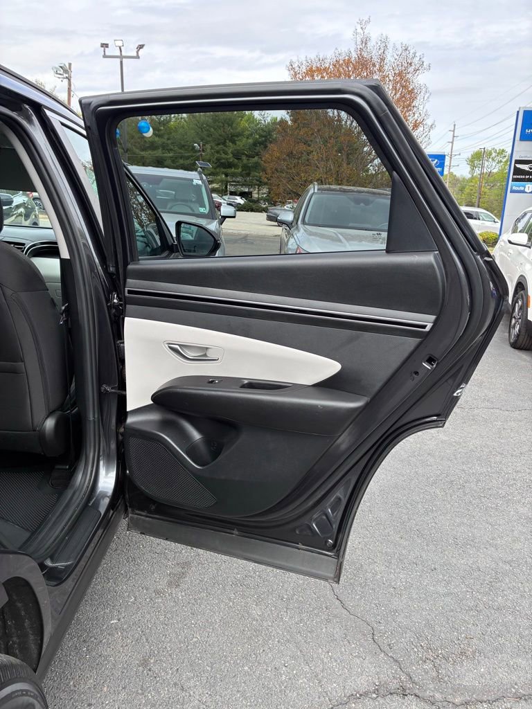 Used 2023 Hyundai Tucson SEL AWD/4WD image 46