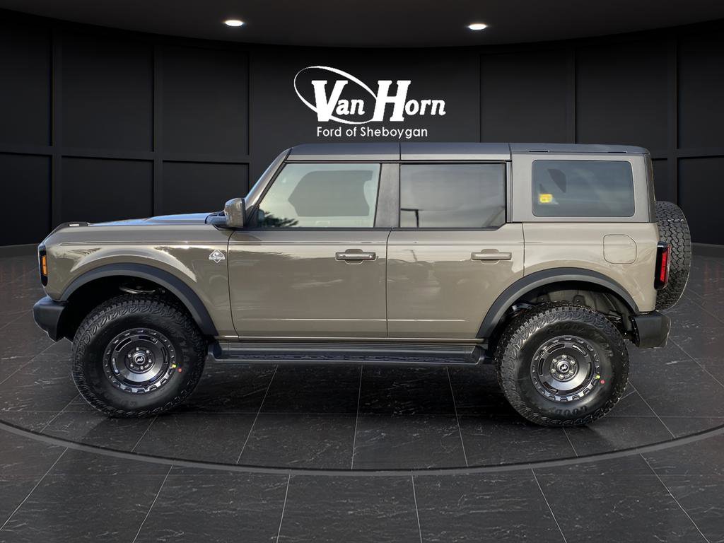 New 2025 Ford Bronco Outer Banks w/ Sasquatch Package image 14