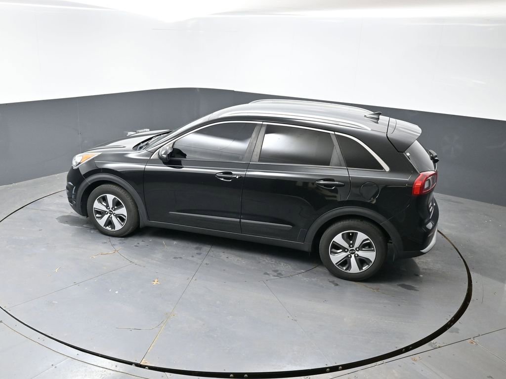 Used 2017 Kia Niro LX image 39
