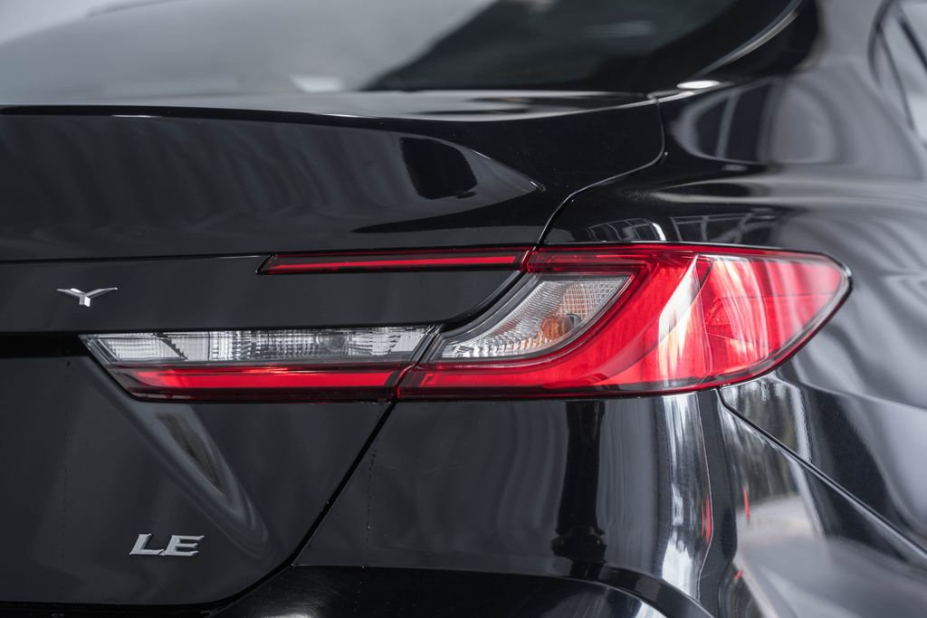 Used 2025 Toyota Camry LE FWD image 6