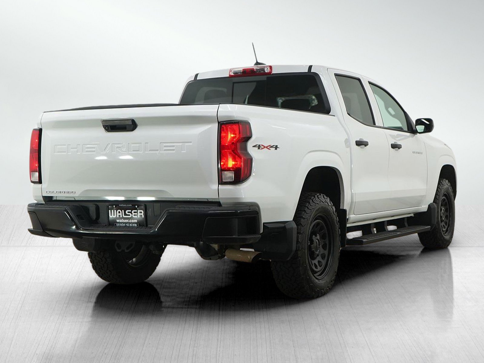 Used 2024 Chevrolet Colorado W/T w/ WT Convenience Package image 5