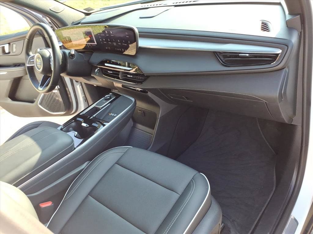 Used 2026 Buick Enclave Preferred FWD image 15