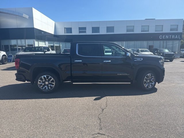 New 2026 GMC Sierra 1500 Denali w/ Denali Reserve Package image 8