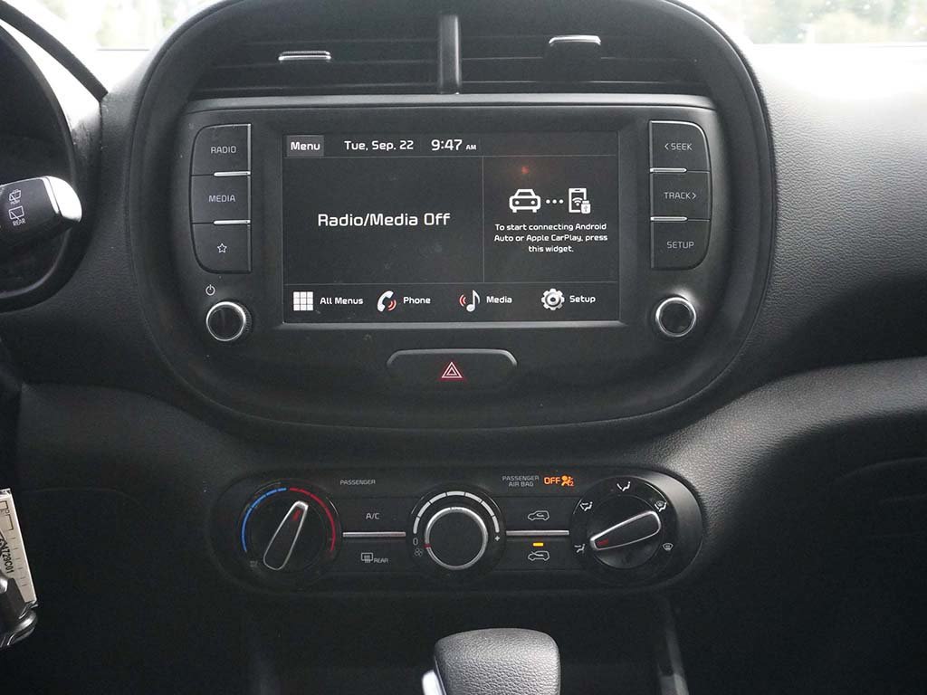 Used 2024 Kia Soul LX w/ Option Group 015 FWD image 46