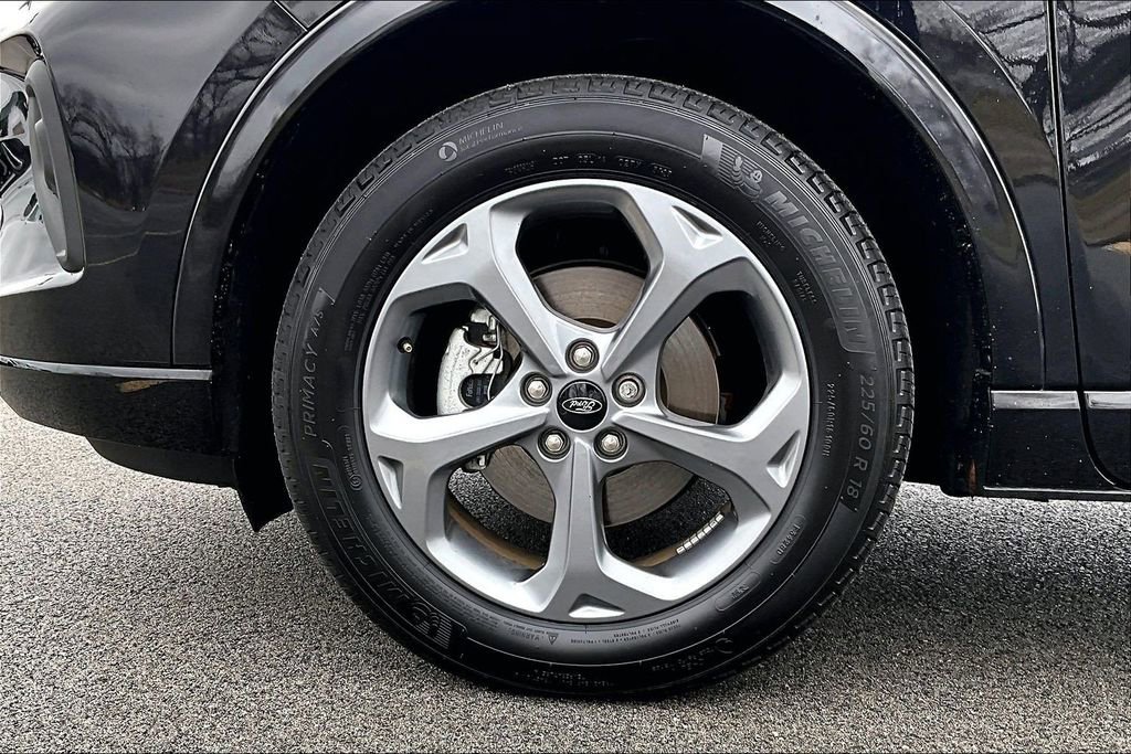 Certified 2023 Ford Escape ST-Line Select w/ Tech Pack #2 image 9