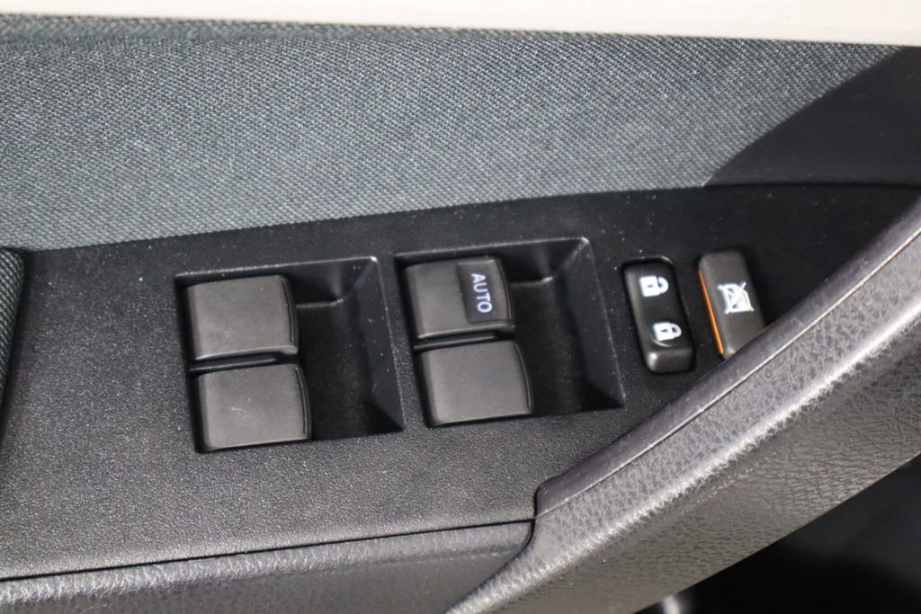 Used 2017 Toyota Corolla LE FWD image 21