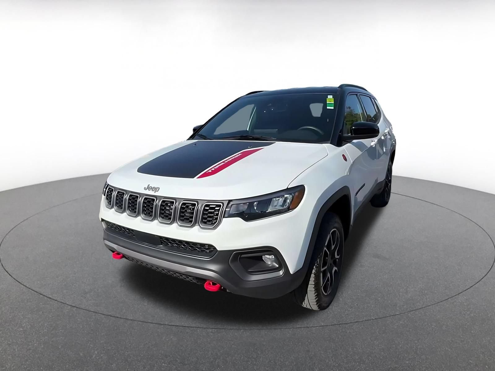 Used 2025 Jeep Compass Trailhawk AWD/4WD image 6