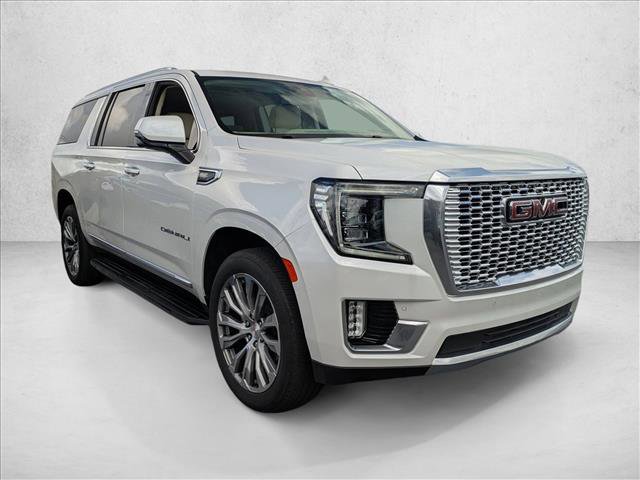 Used 2021 GMC Yukon XL Denali video 3