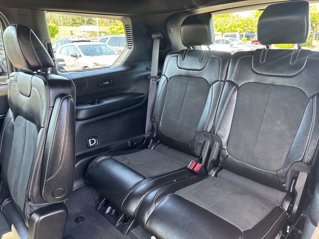 Used 2025 Jeep Grand Cherokee L Altitude AWD/4WD image 13