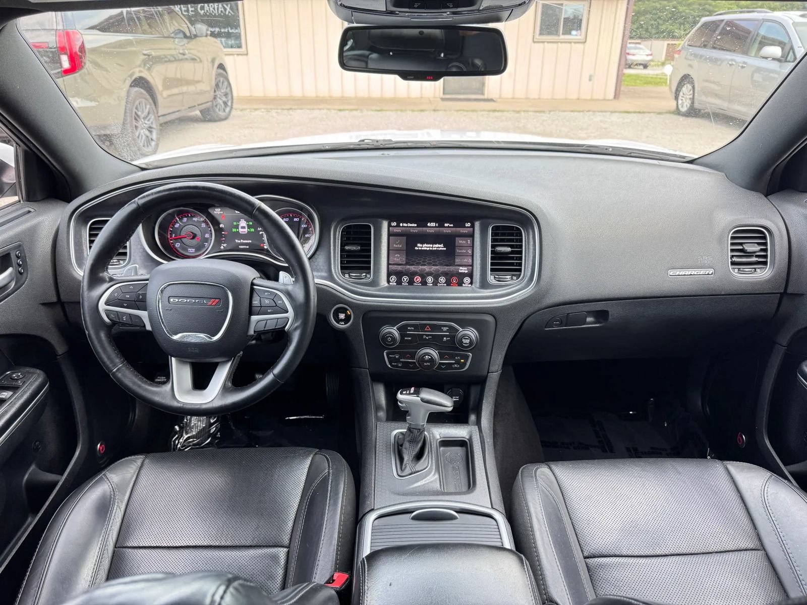 Used 2017 Dodge Charger SXT w/ AWD Plus Group image 2