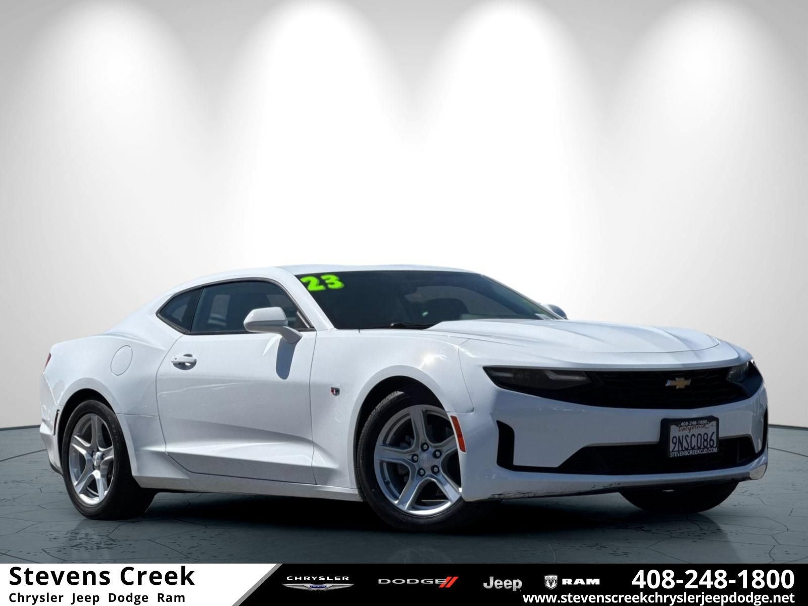 Used 2023 Chevrolet Camaro LT RWD image 1