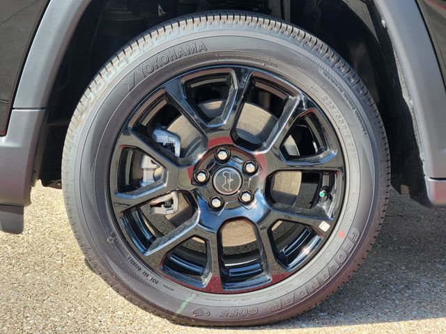 New 2026 Jeep Compass Latitude image 7