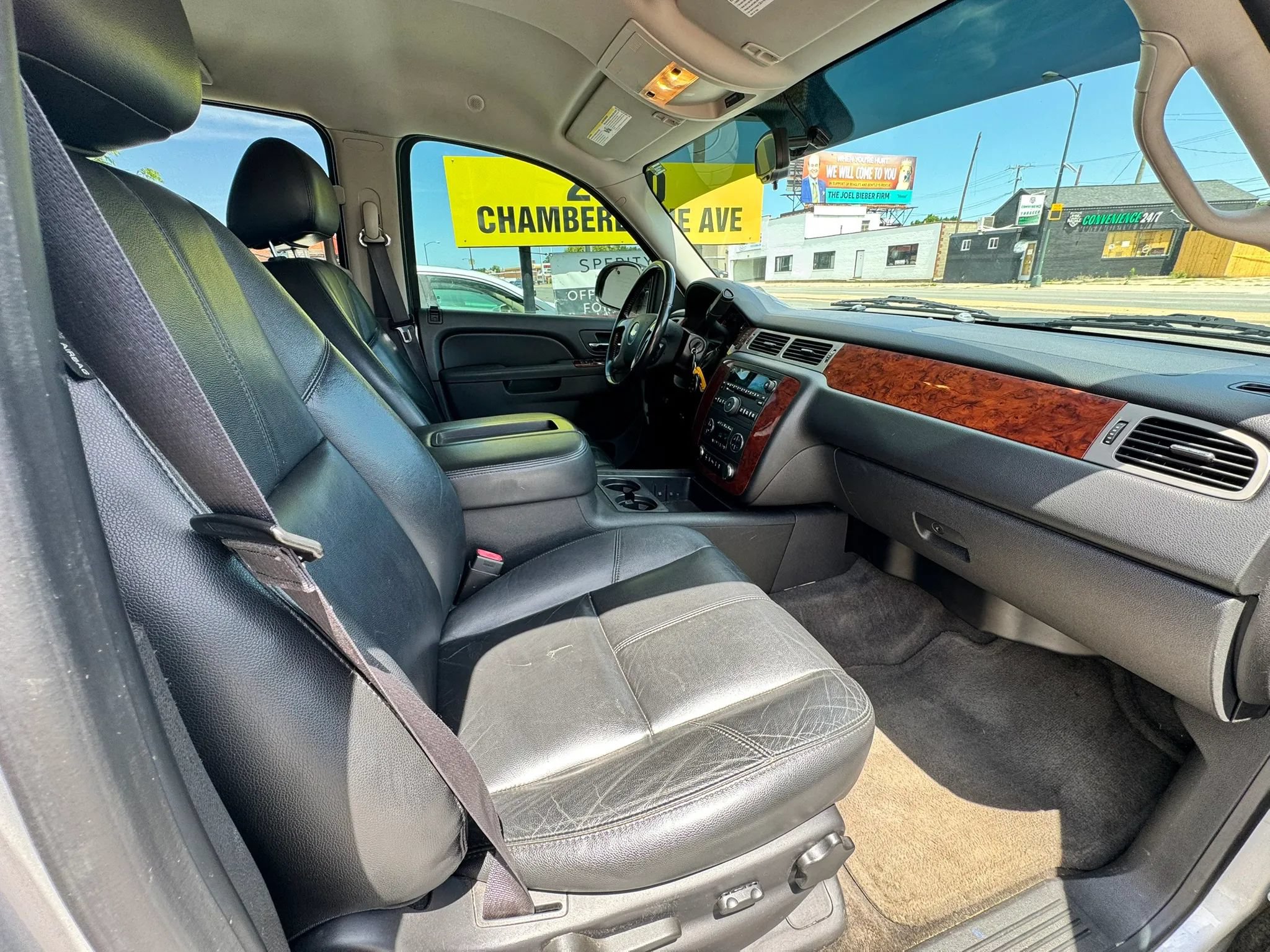 Used 2013 Chevrolet Tahoe LT AWD/4WD image 18