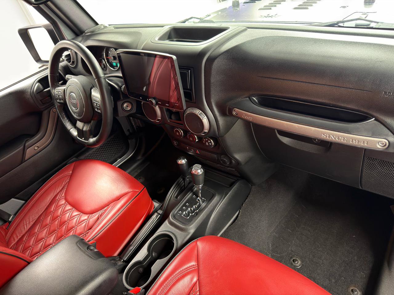Used 2018 Jeep Wrangler Unlimited Sport AWD/4WD image 26