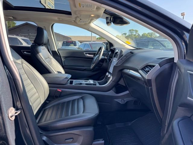 Used 2024 Ford Edge SEL w/ Convenience Package image 37