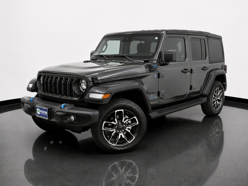 Used 2024 Jeep Wrangler Unlimited w/ Convenience Group AWD/4WD image 1