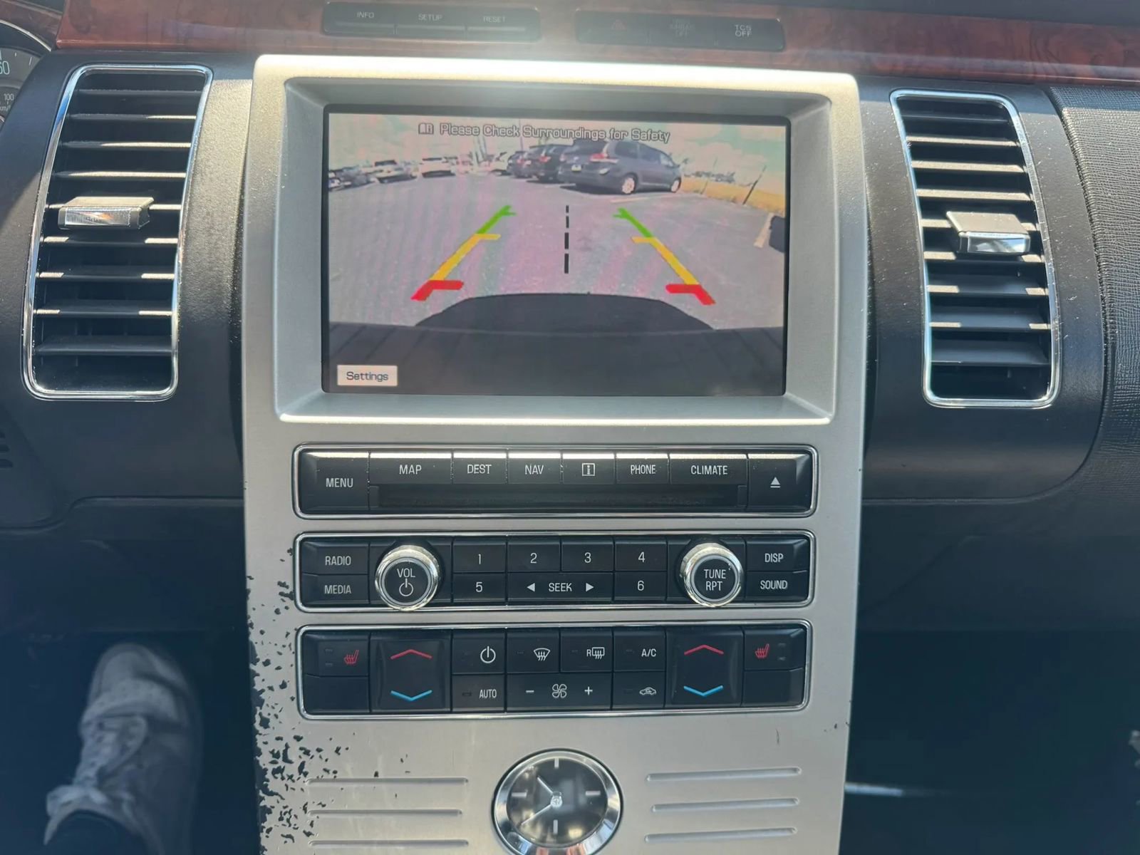 Used 2011 Ford Flex Limited FWD image 37