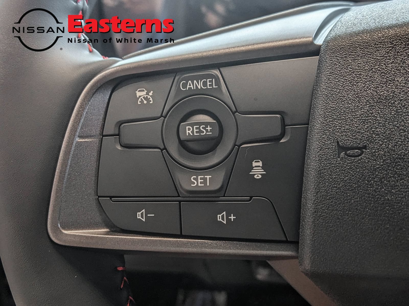 New 2027 Nissan Sentra SR w/ Floor Mat Package FWD image 15