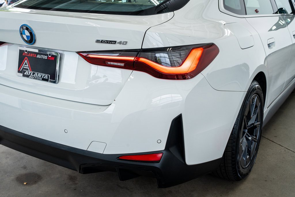 Used 2022 BMW i4 eDrive40 image 26