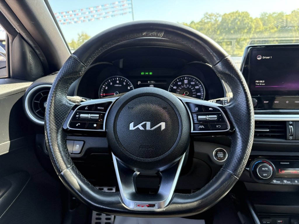 Used 2022 Kia Forte GT-Line image 31