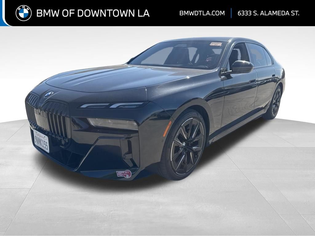 Used 2023 BMW i7 xDrive60 AWD/4WD image 1